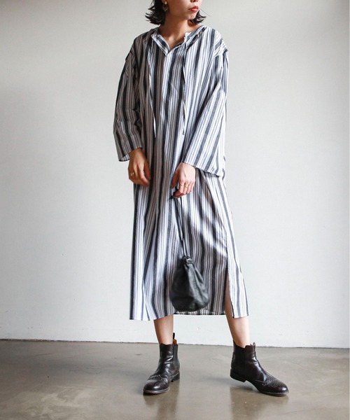 feepur（フェピュール）の「ロングカフタンワンピース（ワンピース・レディース・アイボリー/ピンク/ブラック/ホワイト×ネイビー・MEDIUM）」の3枚目の写真