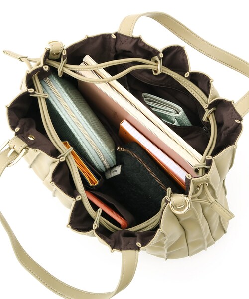 THE SHOP TK （ザ ショップ ティーケー ）の「◆レザープリーツ2WAYトートバック（トートバッグ・レディース・ブラック/カーキ/キャメル・99）」の7枚目の写真