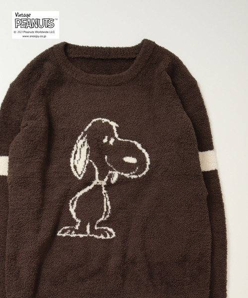 PEANUTS(ピーナッツ)の「【PEANUTS】スヌーピー シャギーニットプルオーバー(スウェット・レディース・オフホワイト/モカ/ブルーグリーン・SMALL/MEDIUM/LARGE/X-LARGE)」の2枚目の写真