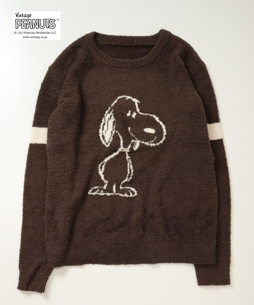 PEANUTS(ピーナッツ)の「【PEANUTS】スヌーピー シャギーニットプルオーバー(スウェット・レディース・オフホワイト/モカ/ブルーグリーン・SMALL/MEDIUM/LARGE/X-LARGE)」の4枚目の写真