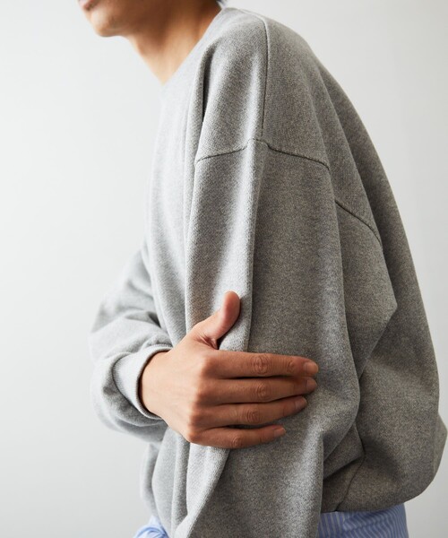 FREAK'S STORE（フリークスストア）の「ヘビーウェイト 裏毛スウェット クルーネック プルオーバー（スウェット・メンズ・ブラック/ネイビー/グレー/オフホワイト/カーキ/モスグリーン・SMALL/MEDIUM/LARGE）」の7枚目の写真