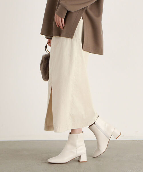 NOLLEY’S（ノーリーズ）の「オーガニックコーデュロイウォッシャブルロングスカート（スカート・レディース・アイボリー/キャメル・1/2）」の3枚目の写真