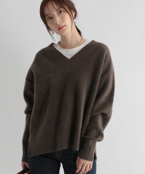 Andemiu（アンデミュウ）の「【ストレスフリー】ラクーンVニット948882（ニット/セーター・レディース・ブラック/ベージュ/ブラウン/ブルー/イエロー・FREE）」の3枚目の写真