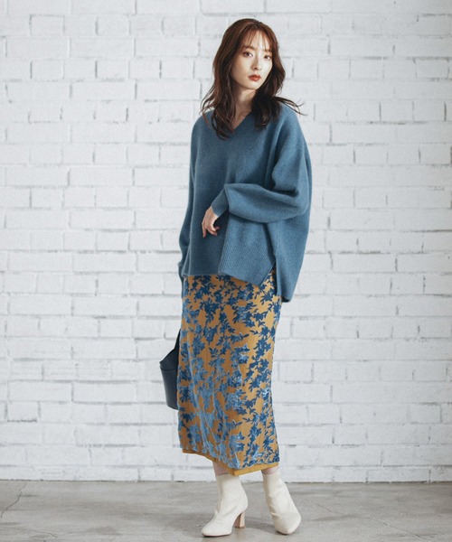 Andemiu（アンデミュウ）の「【ストレスフリー】ラクーンVニット948882（ニット/セーター・レディース・ブラック/ベージュ/ブラウン/ブルー/イエロー・FREE）」の19枚目の写真