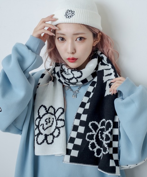 RASVOA（ラスボア）の「デイジー？ニット帽（ニットキャップ/ビーニー・レディース・ブラック/オフホワイト・FREE）」の16枚目の写真