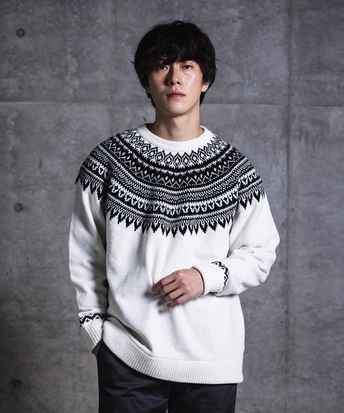 NIDO（ニド）の「求心柄モールプルオーバー（ニット/セーター・メンズ・ブラック/ベージュ/グレイッシュベージュ・M/L）」の2枚目の写真