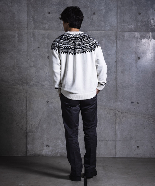 NIDO（ニド）の「求心柄モールプルオーバー（ニット/セーター・メンズ・ブラック/ベージュ/グレイッシュベージュ・M/L）」の8枚目の写真