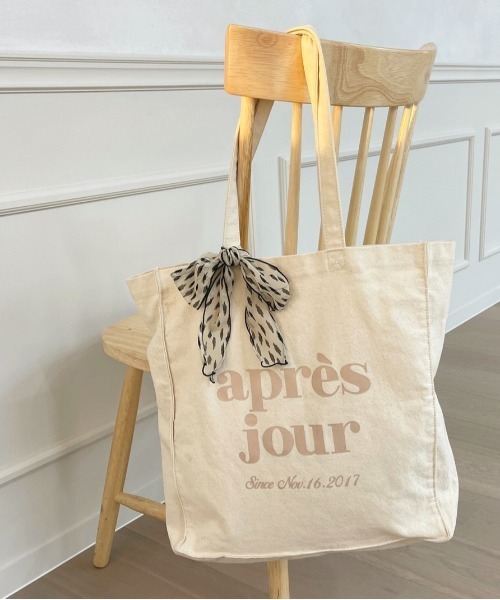 apres jour（アプレジュール）の「【apres jour×ARIAZ】アソートマルチスカーフリボン（バンダナ/スカーフ・レディース・ブラック/ダークブラウン/ベージュ/アイボリー/グレイッシュベージュ・FREE）」の12枚目の写真