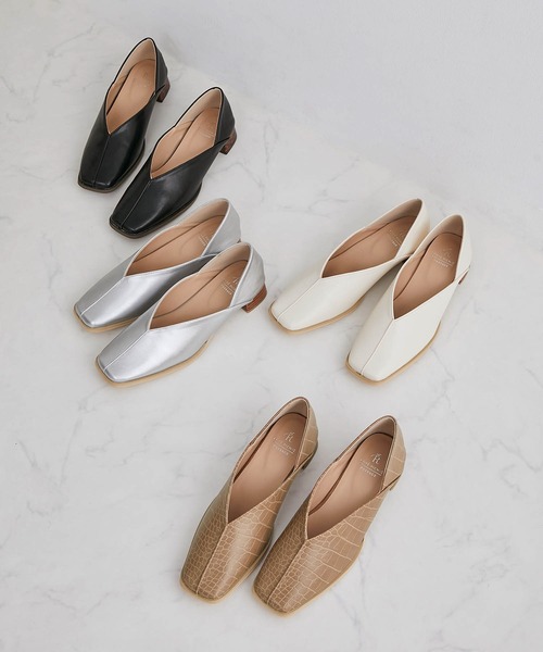 ROPE' PICNIC(ロペピクニック)の「スクエアトゥセンターシーム甲深バブーシュ(その他シューズ・レディース・ブラック/ベージュ/シルバー/キナリ・23.0cm/23.5cm/25.0cm/24.5cm/24.0cm)」の13枚目の写真