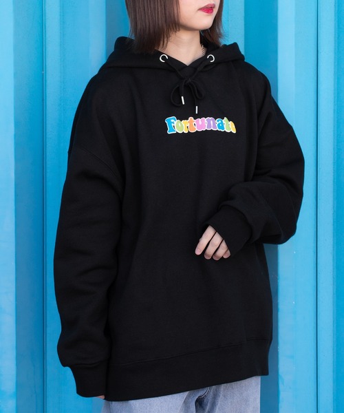 PairPair(ペアペア)の「発泡プリントBIGフーディー(ユニセックス)(パーカー・レディース・ブラック/アイボリー/グレイッシュブルー・FREE)」の2枚目の写真