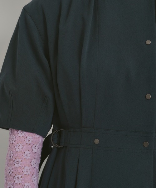 PUBLIC TOKYO（パブリックトウキョウ）の「コクーンスリーブトレンチコートワンピース（ワンピース・レディース・ベージュ/ダークグレー・FREE）」の12枚目の写真