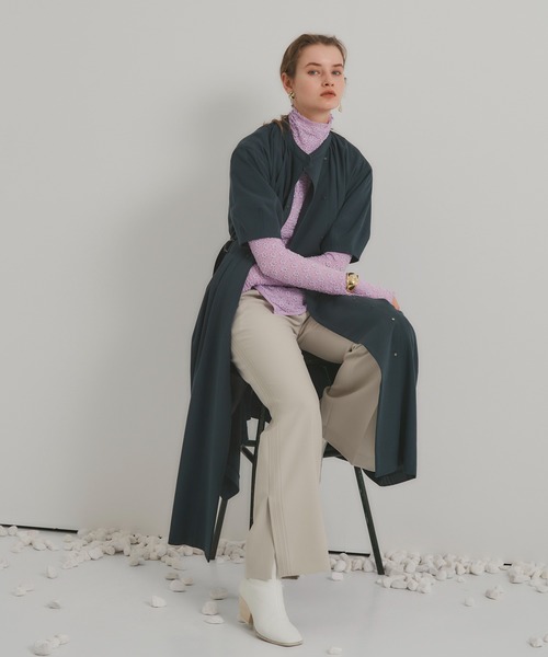 PUBLIC TOKYO（パブリックトウキョウ）の「コクーンスリーブトレンチコートワンピース（ワンピース・レディース・ベージュ/ダークグレー・FREE）」の9枚目の写真