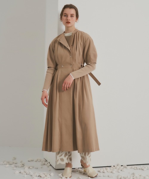 PUBLIC TOKYO（パブリックトウキョウ）の「コクーンスリーブトレンチ