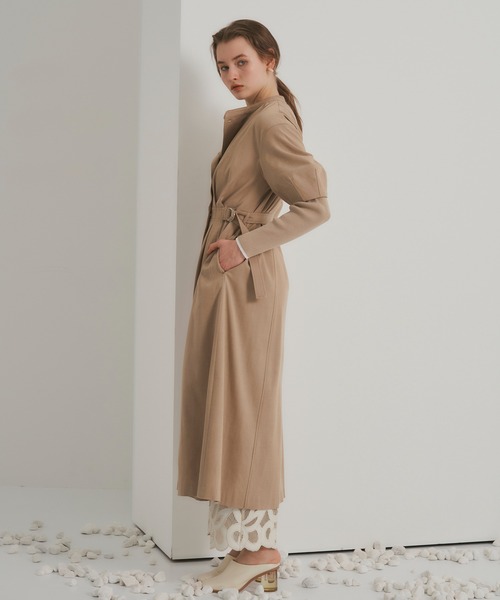 PUBLIC TOKYO（パブリックトウキョウ）の「コクーンスリーブトレンチコートワンピース（ワンピース・レディース・ベージュ/ダークグレー・FREE）」の17枚目の写真