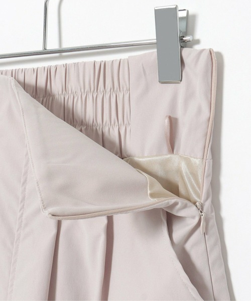 notch.（ノッチ）の「ハイウエストタックフレアスカート（スカート・レディース・ベージュ/ダークグレー・TM/M）」の14枚目の写真