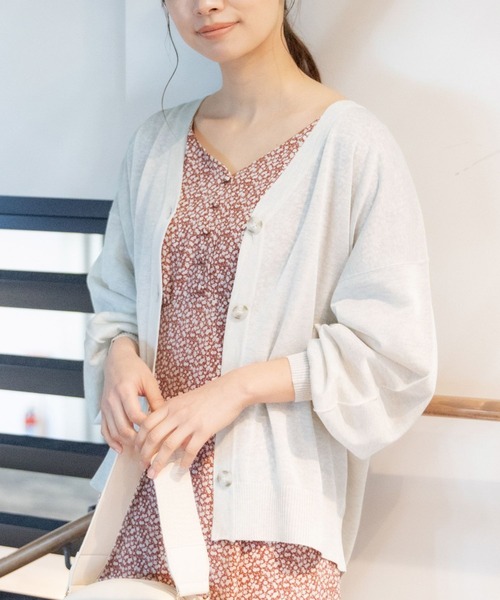 mysty woman（ミスティウーマン）の「シアーラメカーディガン 275291（カーディガン/ボレロ・レディース・ブラック/オレンジ/アイボリー/グリーン・FREE）」の2枚目の写真