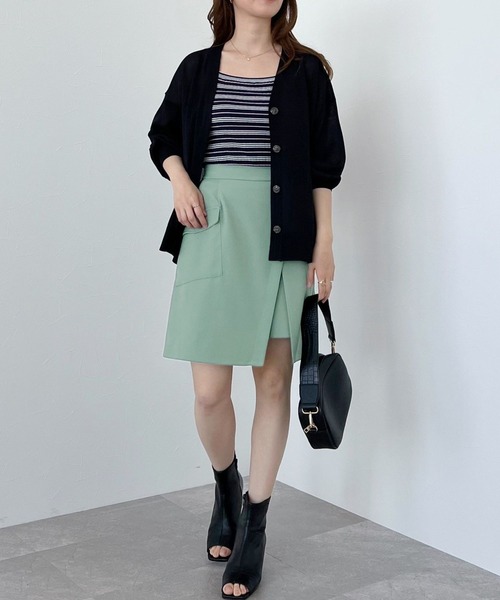 mysty woman（ミスティウーマン）の「シアーラメカーディガン 275291（カーディガン/ボレロ・レディース・ブラック/オレンジ/アイボリー/グリーン・FREE）」の6枚目の写真