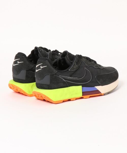 NIKE(ナイキ)の「【NIKE】DC3579-001 FONTANKA WAFFLE(スニーカー・レディース・ブラック・23cm/23.5cm/24cm/24.5cm)」の2枚目の写真