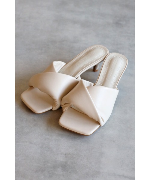 Bonjour Sagan（ボンジュールサガン）の「フロントクロスミュール（サンダル・レディース・オフホワイト/ブラック/ライトベージュ・S/M/L）」の8枚目の写真