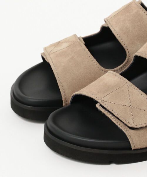 BRILLA per il gusto（ブリッラペルイルグースト）の「PELLICO SUNNY / スエード サンダル（サンダル・メンズ・ベージュ/ブラック・40/43/41/42/39）」の8枚目の写真