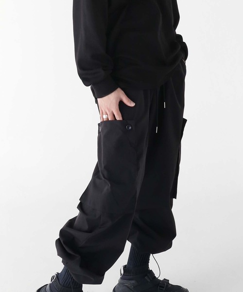 minsobi（ミンソビ）の「ポケットカーゴパンツ（カーゴパンツ・メンズ・ブラック/グレー・FREE）」の20枚目の写真