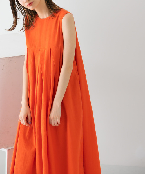 ボックスプリーツノースリーブワンピース