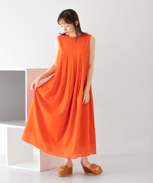 ボックスプリーツノースリーブワンピース