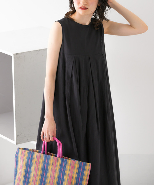 ボックスプリーツノースリーブワンピース
