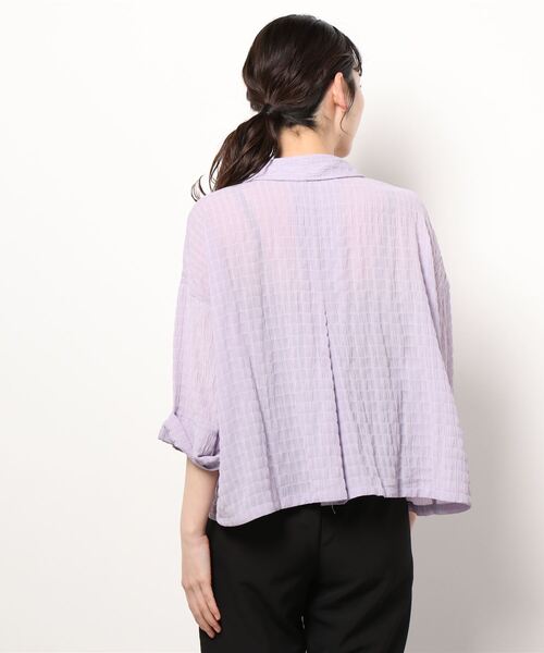 JUGLANS(ユグランス)の「☆ 清涼感たっぷり。ポケット付き半袖シャツ T1164(シャツ/ブラウス・レディース・ラベンダー/ホワイト・FREE)」の3枚目の写真