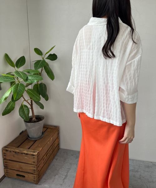 JUGLANS(ユグランス)の「☆ 清涼感たっぷり。ポケット付き半袖シャツ T1164(シャツ/ブラウス・レディース・ラベンダー/ホワイト・FREE)」の7枚目の写真