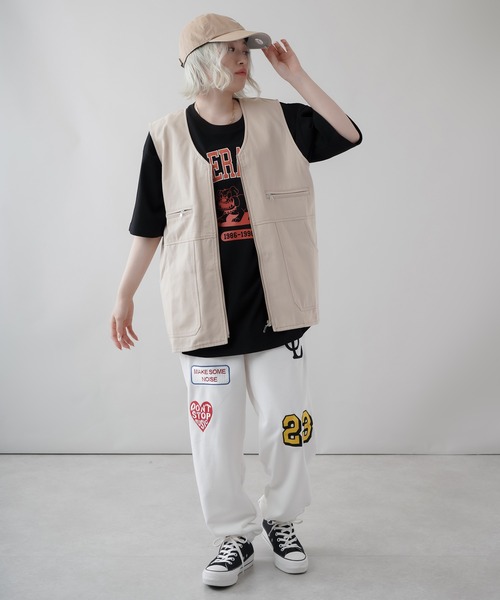 SPINNS(スピンズ)の「ワッペンスウェットパンツ(スウェットパンツ・レディース・ブラック/オフホワイト/オートミール・ONESIZE)」の8枚目の写真