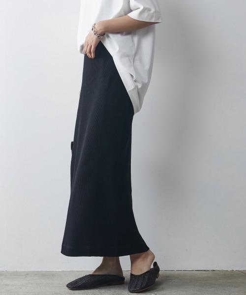 CHIC STYLE(シックスタイル)の「<大きいサイズ>綿100%ワッフルストレートシルエットマキシスカート シックスタイル(スカート・レディース・モカ/カーキ/ブラック・L/LL/3L/4L/5L)」の8枚目の写真
