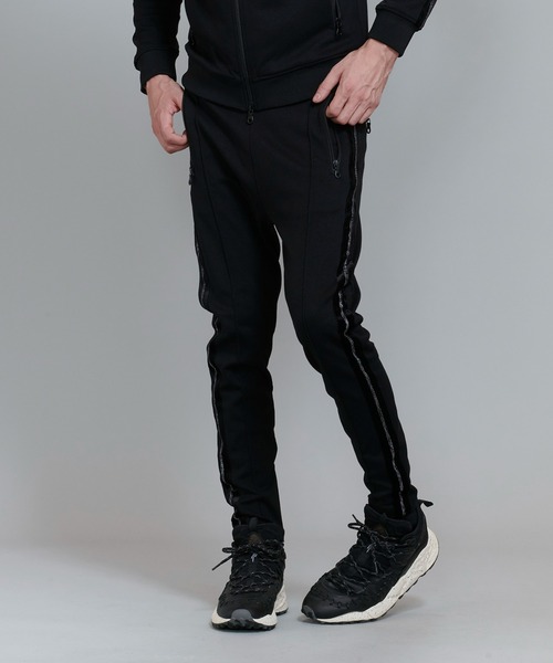 NO ID.（ノーアイディ）の「【NO ID.】Velour Side Line Track Jersey Pants / ベロア サイド ライン トラック ジャージ パンツ（その他パンツ・メンズ・グレー/ブラック/ネイビー・3/1/2）」の18枚目の写真