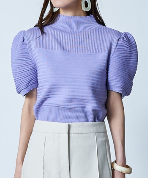 MAISON BREEZE(メゾンブリーズ)の「【MAISON BREEZE】モックネックリブ編みパフスリーブトップス SCCH141(Tシャツ/カットソー・レディース・ホワイト/ブラック/パープル/ピンク/イエロー/グリーン・FREE)」の4枚目の写真
