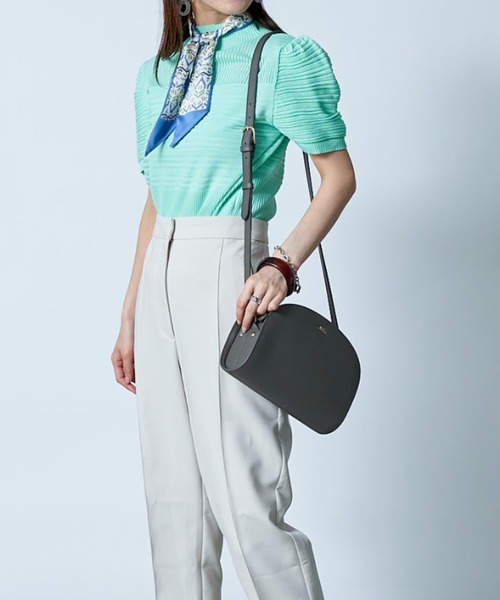MAISON BREEZE(メゾンブリーズ)の「【MAISON BREEZE】モックネックリブ編みパフスリーブトップス SCCH141(Tシャツ/カットソー・レディース・ホワイト/ブラック/パープル/ピンク/イエロー/グリーン・FREE)」の21枚目の写真
