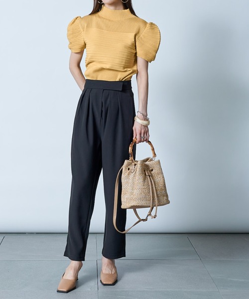 MAISON BREEZE(メゾンブリーズ)の「【MAISON BREEZE】モックネックリブ編みパフスリーブトップス SCCH141(Tシャツ/カットソー・レディース・ホワイト/ブラック/パープル/ピンク/イエロー/グリーン・FREE)」の12枚目の写真