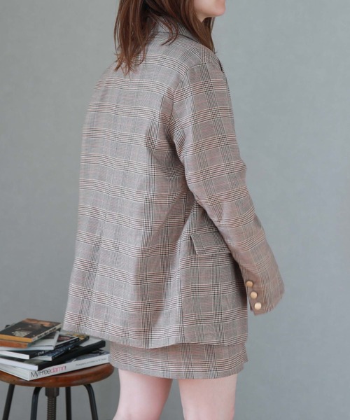 archives（アルシーヴ）の「チェックダブル釦オーバージャケット（テーラードジャケット・レディース・チャコールグレー/ベージュ/ネイビー/ブラウン・MEDIUM）」の7枚目の写真
