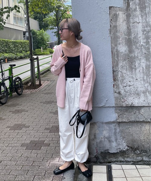 feepur(フェピュール)の「【ハンドウォッシャブル】メランジVネックビッグカーディガン(カーディガン/ボレロ・レディース・アイボリー/ベージュ/ブラック/イエロー/ブルー/ピンク・MEDIUM)」の19枚目の写真