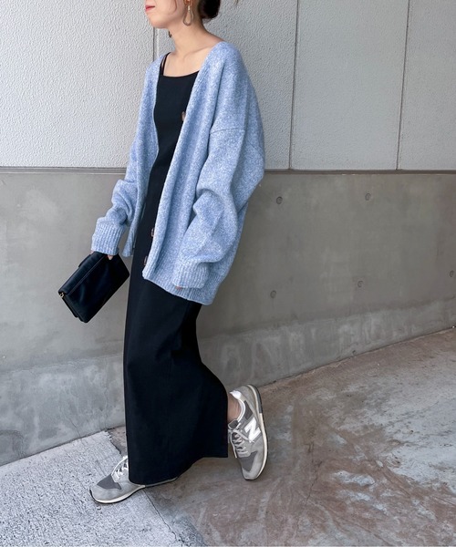 feepur(フェピュール)の「【ハンドウォッシャブル】メランジVネックビッグカーディガン(カーディガン/ボレロ・レディース・アイボリー/ベージュ/ブラック/イエロー/ブルー/ピンク・MEDIUM)」の16枚目の写真