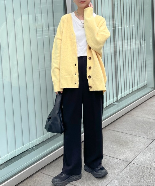 feepur(フェピュール)の「【ハンドウォッシャブル】メランジVネックビッグカーディガン(カーディガン/ボレロ・レディース・アイボリー/ベージュ/ブラック/イエロー/ブルー/ピンク・MEDIUM)」の7枚目の写真