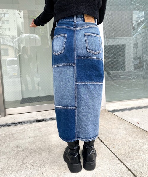 WHO'S WHO gallery（フーズフーギャラリー）の「リメイクライクローライズスカート（デニムスカート・レディース・ブラック/ブルー/ネイビー・FREE）」の17枚目の写真