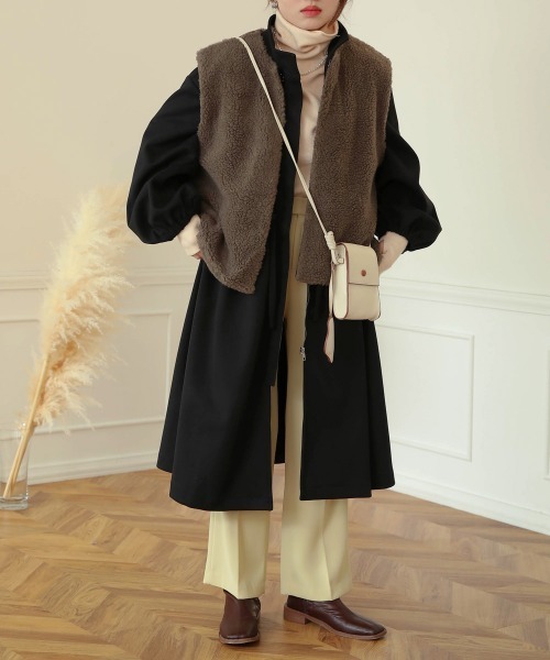 Bab(バブ)の「キーケース付き配色ミニショルダーバッグ(ショルダーバッグ・レディース・キャメル/ブラック/アイボリー・ONESIZE)」の18枚目の写真