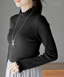 フリルネックリブニットプルオーバー