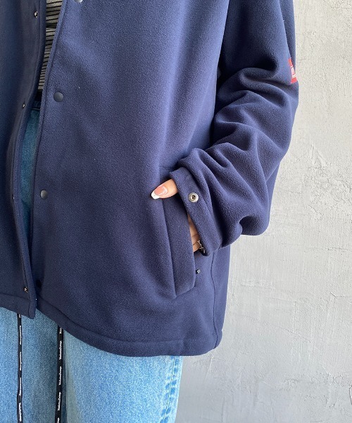 Manhattan Portage（マンハッタンポーテージ）の「[MANHATTAN PORTAGE/マンハッタンポーテージ] 別注 ポーラテック ノーカラーフリースジャケット（その他アウター・レディース・ブラック/ネイビー/アイボリー・M/L）」の11枚目の写真