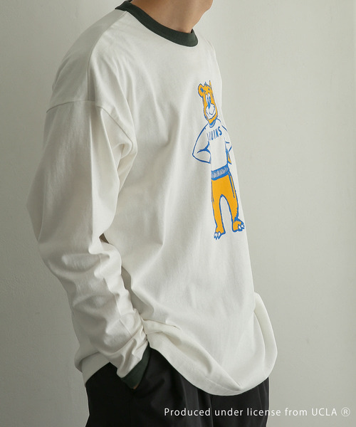 SENSE OF PLACE by URBAN RESEARCH（センスオブプレイスバイアーバンリサーチ）の「『別注』『ユニセックス』UCLA×SENSEOFPLACE　カレッジリンガーロングTシャツ（Tシャツ/カットソー・メンズ・ホワイト/グリーン・MEDIUM/LARGE）」の19枚目の写真
