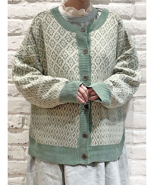 Samansa Mos2(サマンサ モスモス)の「ジャカード柄ニットカーディガン(カーディガン/ボレロ・レディース・ベージュ/レッド/ブラック/ミント・フリ-)」の3枚目の写真