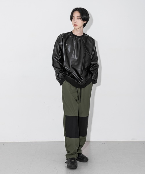 FOLLOWIN(フォロウィン)の「【UNISEX】グロッシートレーナーTシャツ(Tシャツ/カットソー・レディース・アイボリー/カーキ/ブラック・FREE)」の8枚目の写真