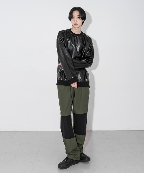 FOLLOWIN(フォロウィン)の「【UNISEX】グロッシートレーナーTシャツ(Tシャツ/カットソー・レディース・アイボリー/カーキ/ブラック・FREE)」の11枚目の写真