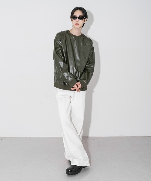 FOLLOWIN(フォロウィン)の「【UNISEX】グロッシートレーナーTシャツ(Tシャツ/カットソー・レディース・アイボリー/カーキ/ブラック・FREE)」の18枚目の写真