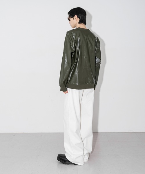 FOLLOWIN(フォロウィン)の「【UNISEX】グロッシートレーナーTシャツ(Tシャツ/カットソー・レディース・アイボリー/カーキ/ブラック・FREE)」の21枚目の写真